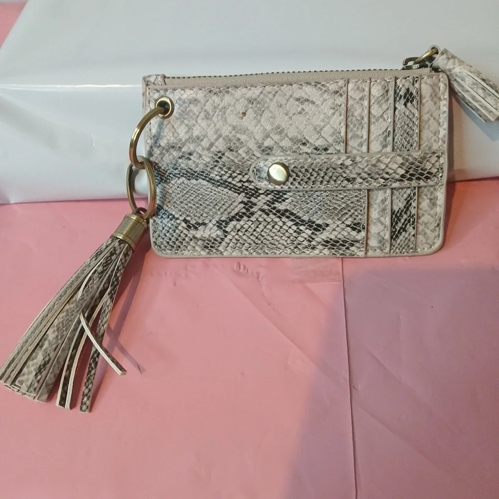Ecosusi Faux Snake‎ Coin Pouch Card Wallet With Tassels And Keyring NWOT!